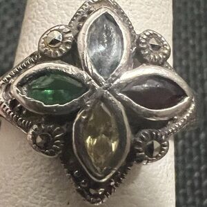 Vintage-Inspired Silver and Green Floral Ring